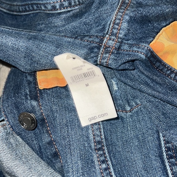 Nwt Gap denim jacket with camouflage and distressed decorations - Picture 9 of 9